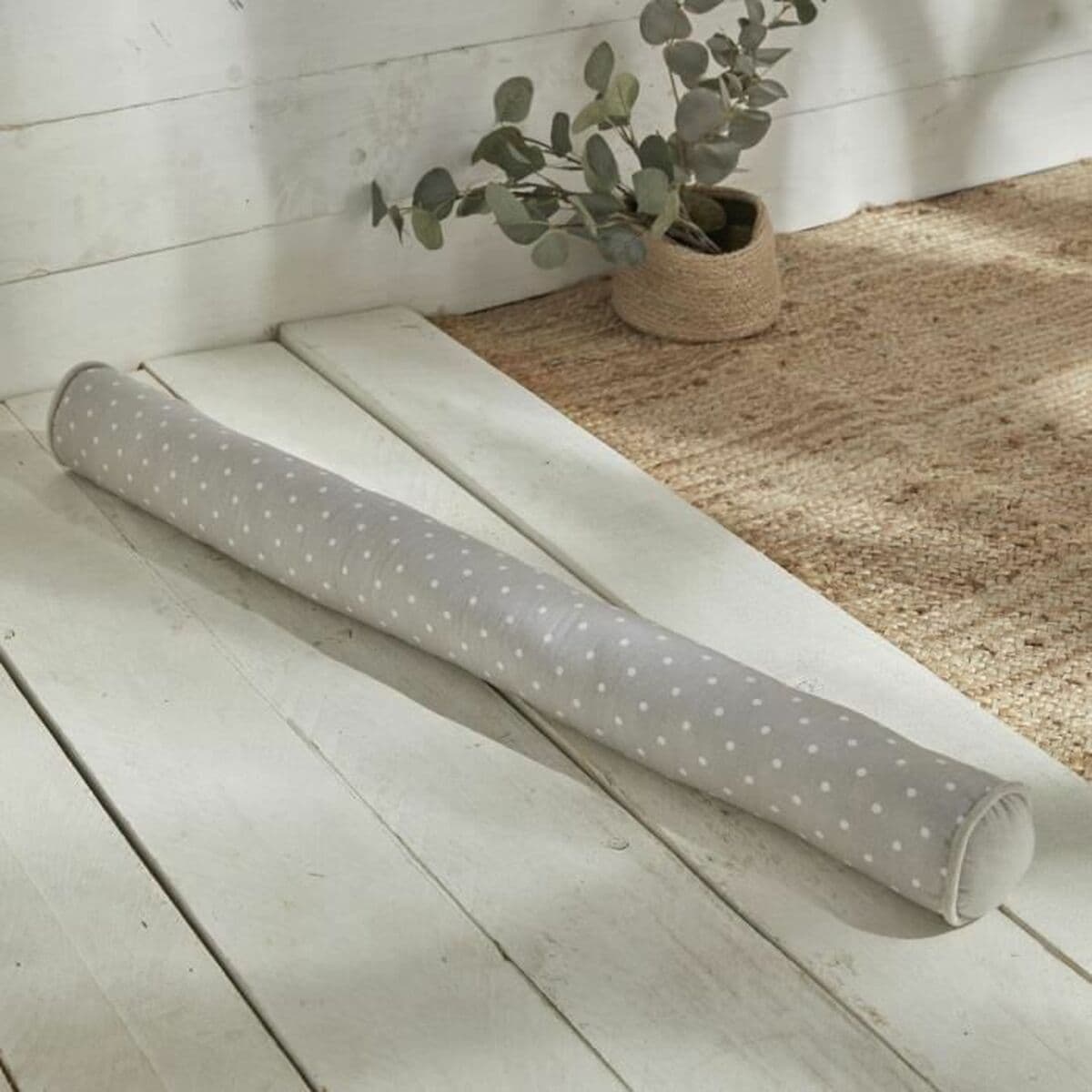 Draught excluder TODAY